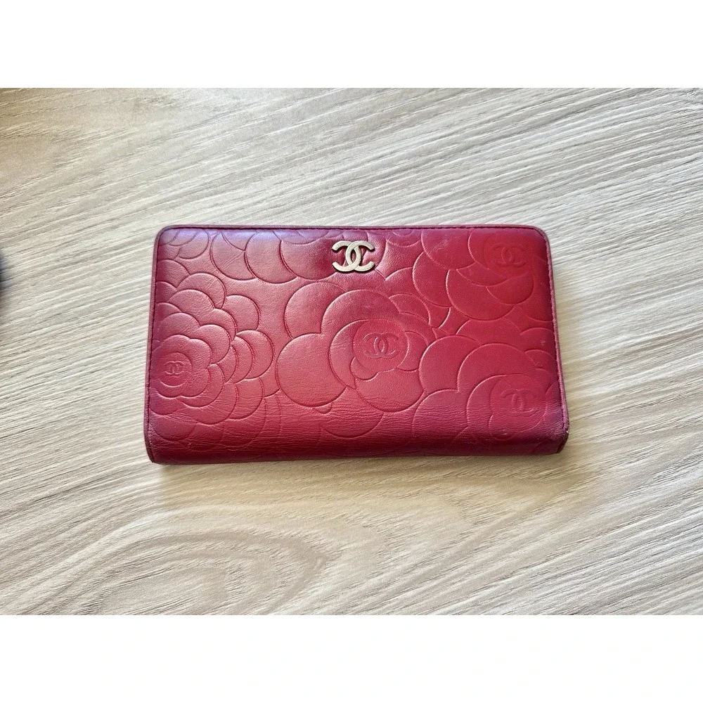 Authentic Chanel Camellia Bifold Long Wallet Lambskin Leather Pink/Red